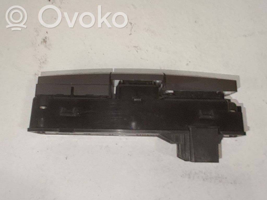 Opel Insignia A Schalter Warnblinkanlage 