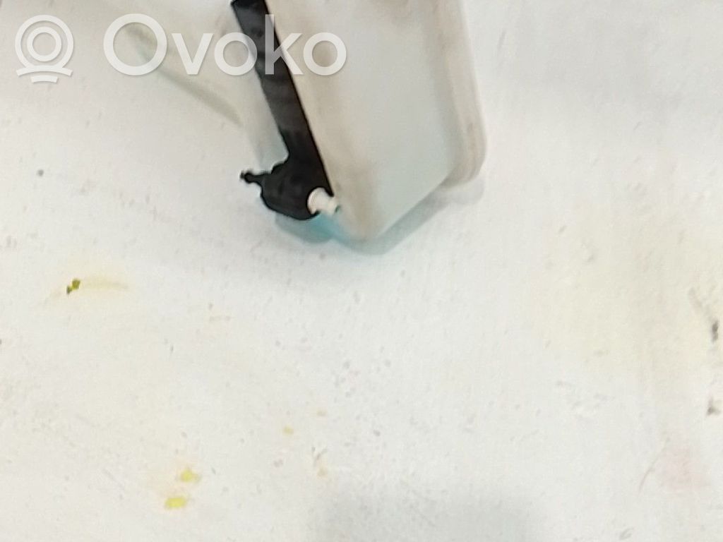 Volkswagen T-Cross Windshield washer fluid reservoir/tank