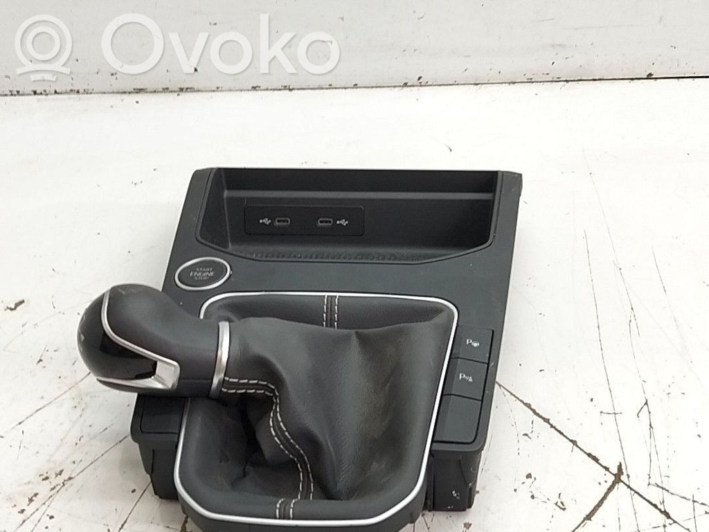 Seat Arona Rivestimento in pelle/manopola della leva del cambio