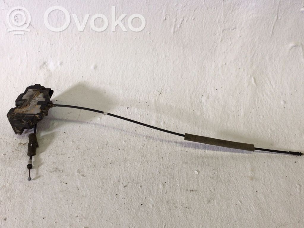 Nissan Navara Zamek drzwi przednich 