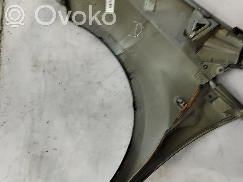 Fiat Grande Punto Etulokasuojan reuna 