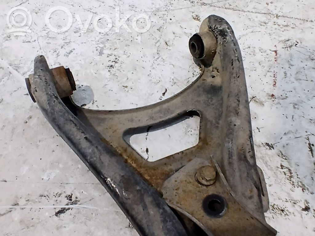 Renault Express Brazo de suspensión/horquilla inferior delantero 