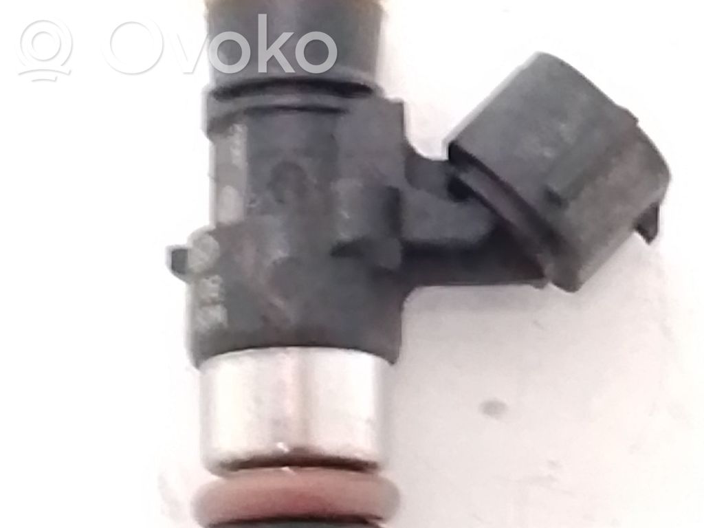 Seat Leon (5F) Polttoainesuutin 