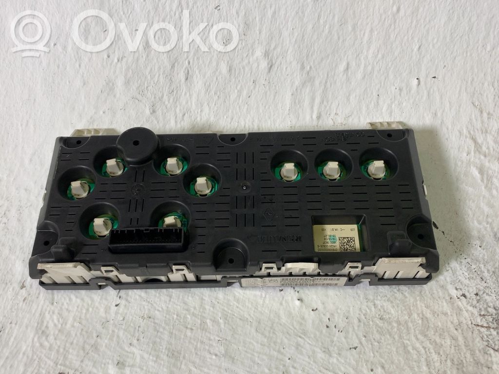 Renault Grand Modus Geschwindigkeitsmesser Cockpit 