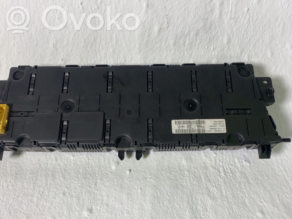 Citroen C4 Grand Picasso HUD-näyttö 