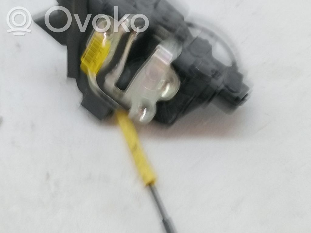 KIA Rio Etuoven lukko
