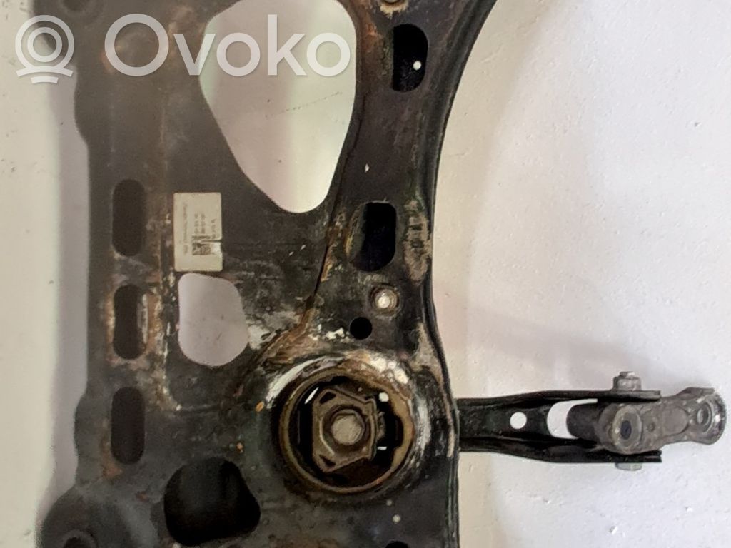 Volkswagen Golf VII Sottotelaio anteriore 