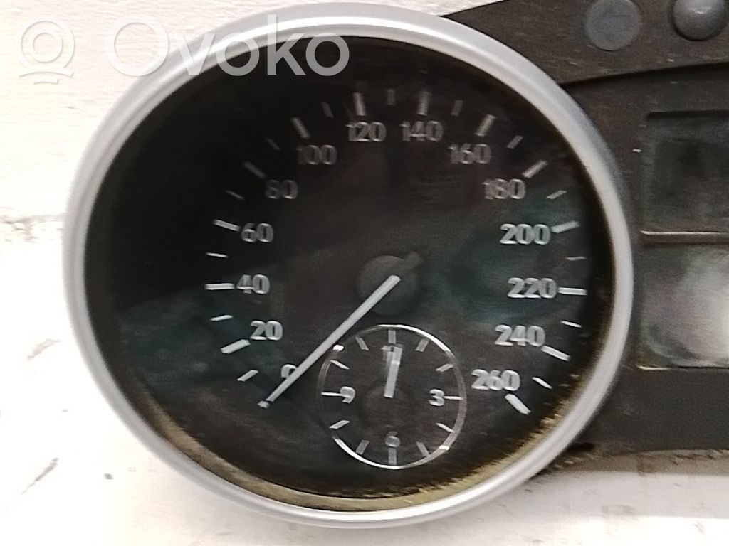Mercedes-Benz ML W164 Geschwindigkeitsmesser Cockpit 