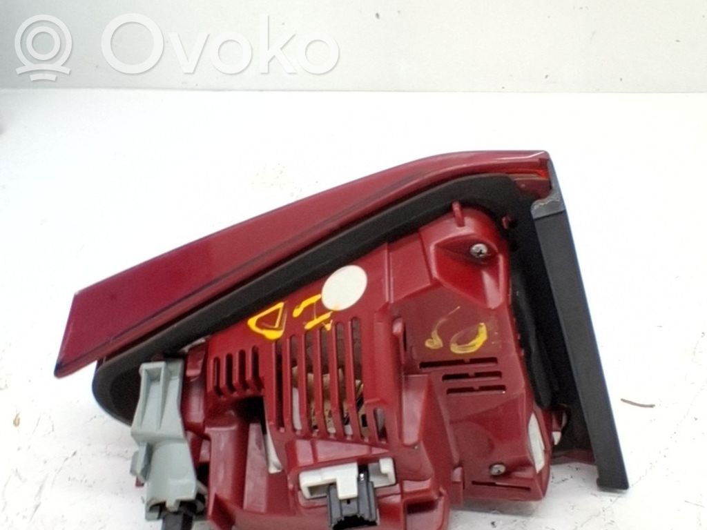 Audi A4 S4 B6 8E 8H Ampoule, feu stop / feu arrière 