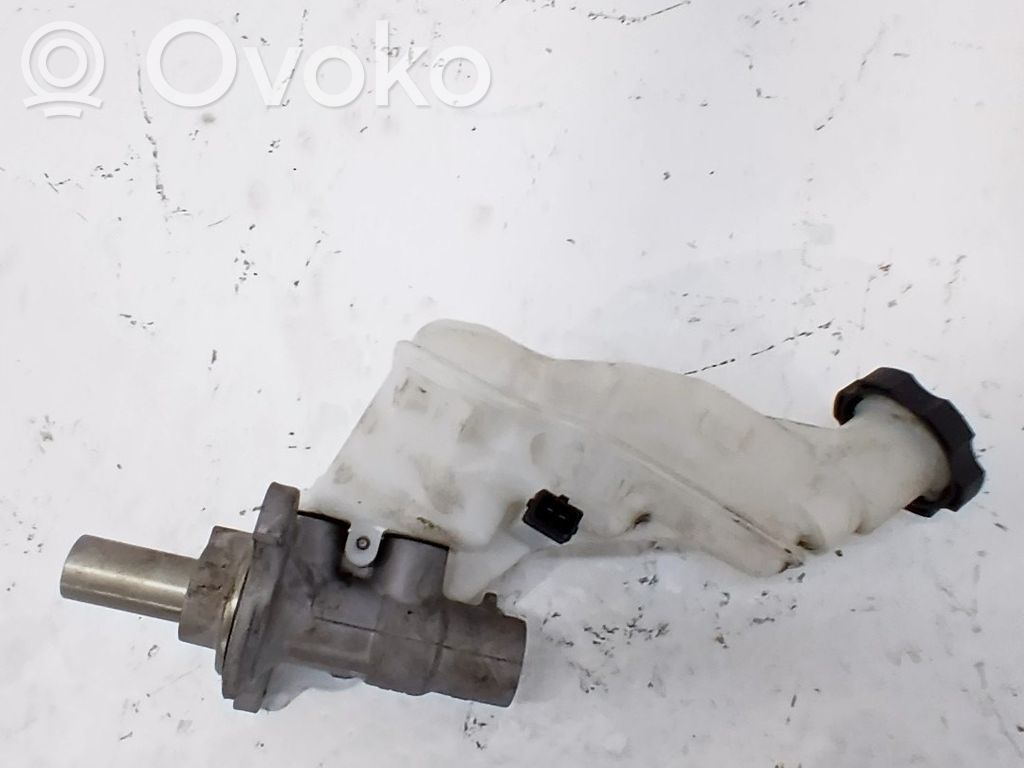 KIA Carens III Bomba de freno