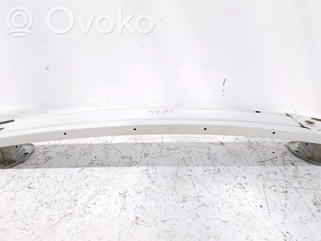 Nissan Qashqai Takapuskurin poikittaistuki 