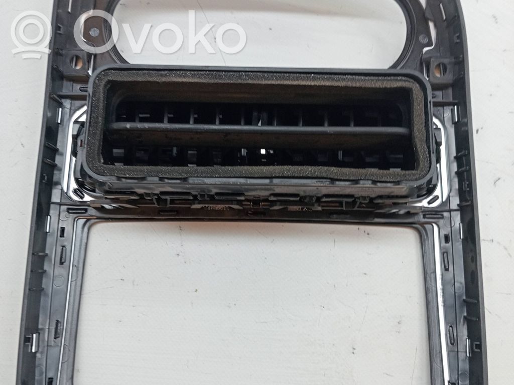 Renault Clio IV Consolă centrală 