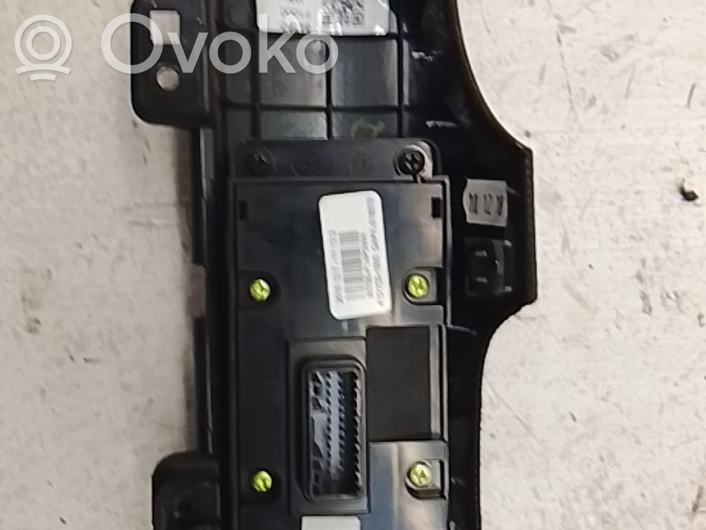 KIA Sportage Bouton commande réglage hauteur de phares 