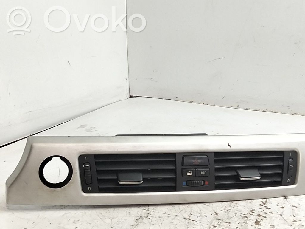 BMW 3 E92 E93 Rejilla de ventilación central del panel