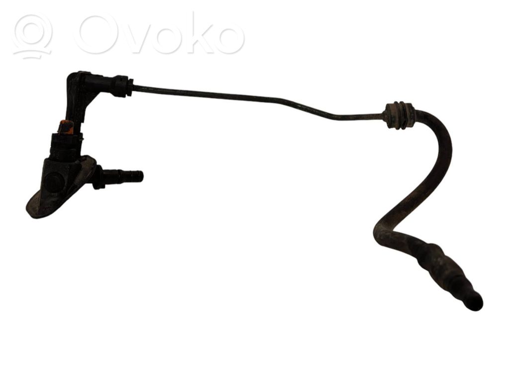 Ford Focus Oil fill pipe 