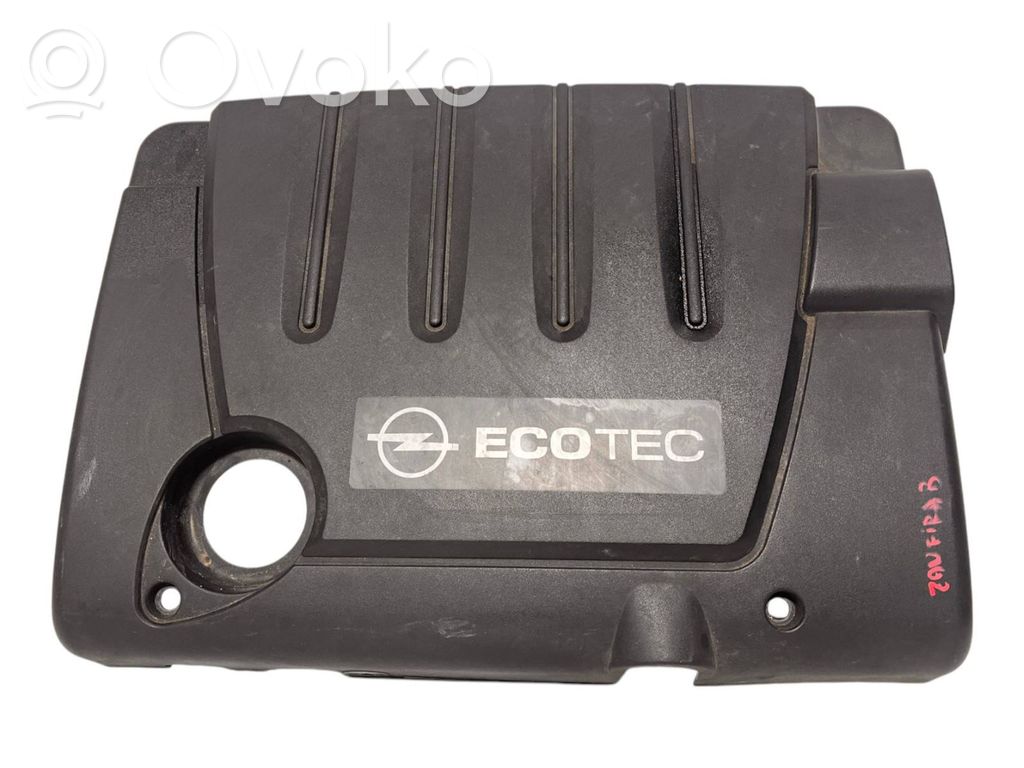Opel Zafira B Capac protecție motor 