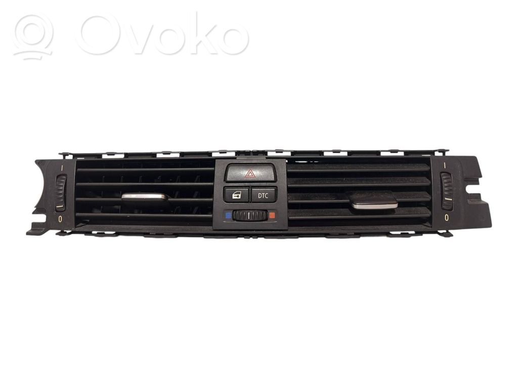 BMW 3 E90 E91 Centrinės oro grotelės 