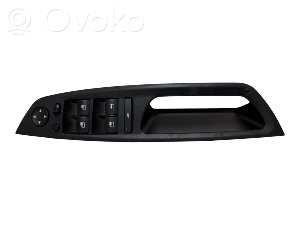 Electric window control switch   61319218044,61319122121,61319122121,51417137137