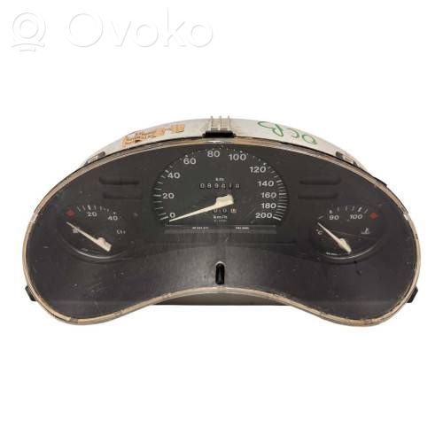 Opel Corsa B Speedometer (instrument cluster) 