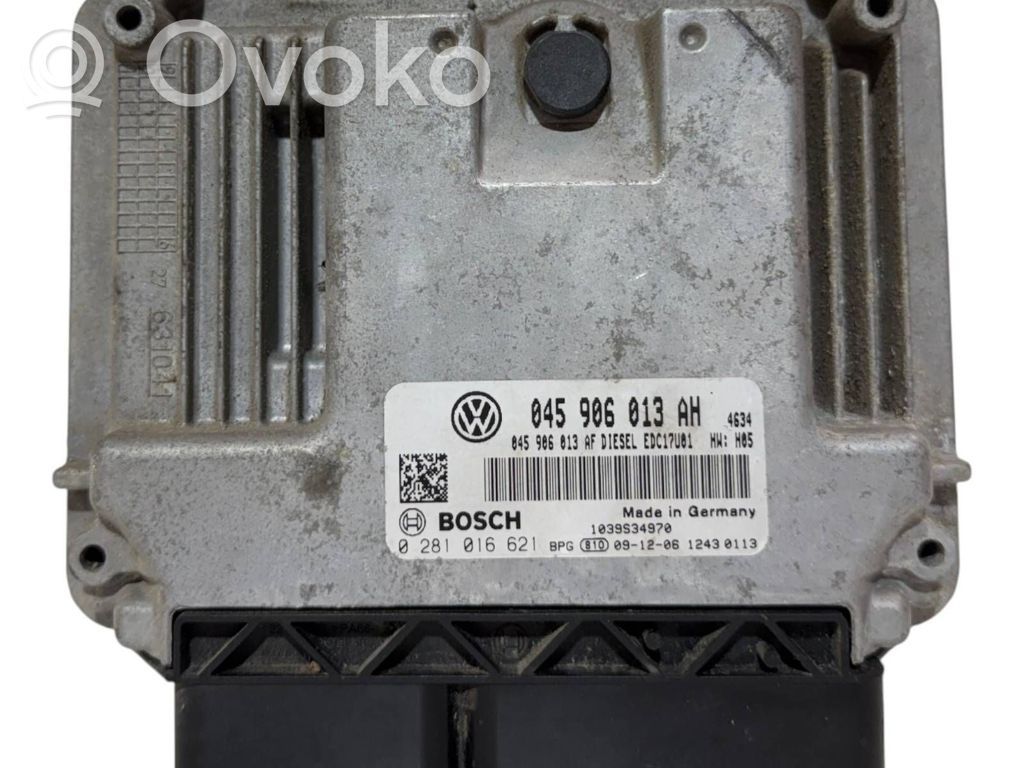 Skoda Fabia Mk2 (5J) Engine control unit/module 