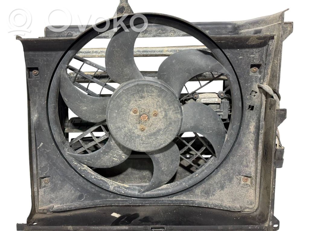 BMW 3 E46 Elektrisks radiatoru ventilators 