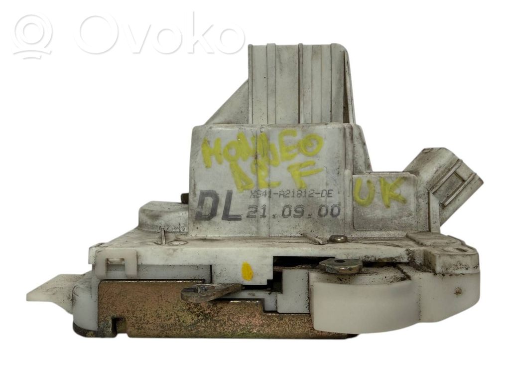 Ford Mondeo Mk III Priekšpusē slēdzene 