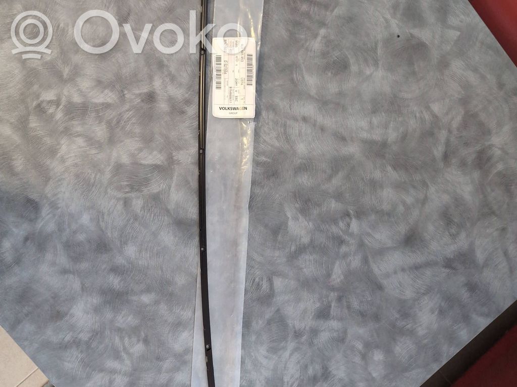 Windshield trim   4L0845453