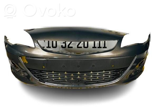 Opel Astra J Передний бампер 