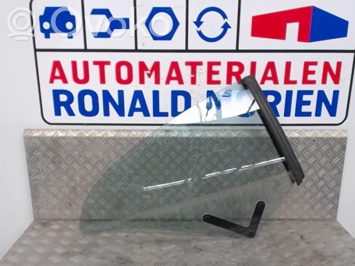 Volvo C70 Rear side window 