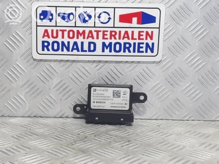 Opel Corsa E Parking PDC control unit/module 