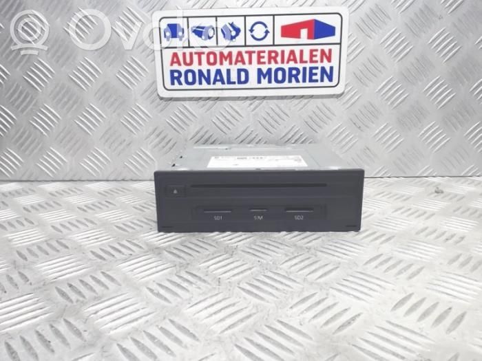 Audi Q2 - Radio/CD/DVD/GPS head unit 