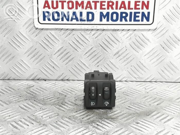 Panel lighting control switch   8200095495