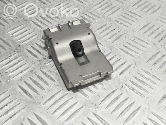 Mazda 3 III Windshield/windscreen camera 