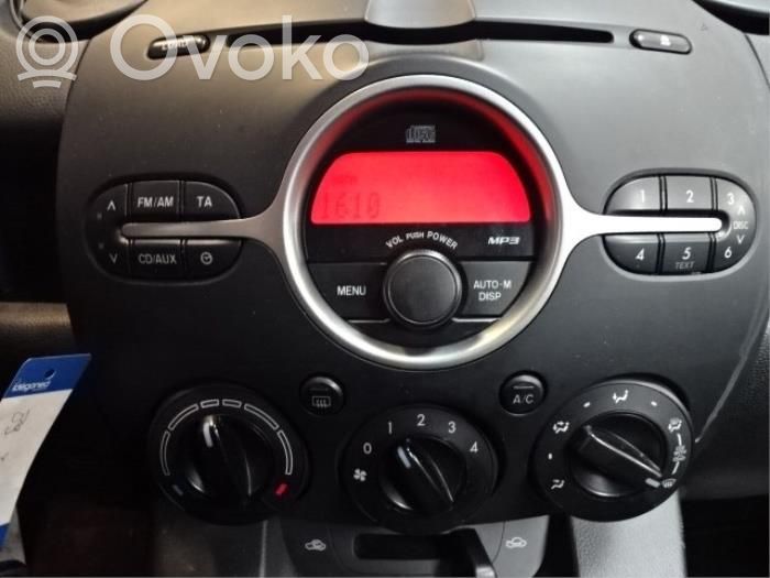 Mazda 2 Climate control unit 