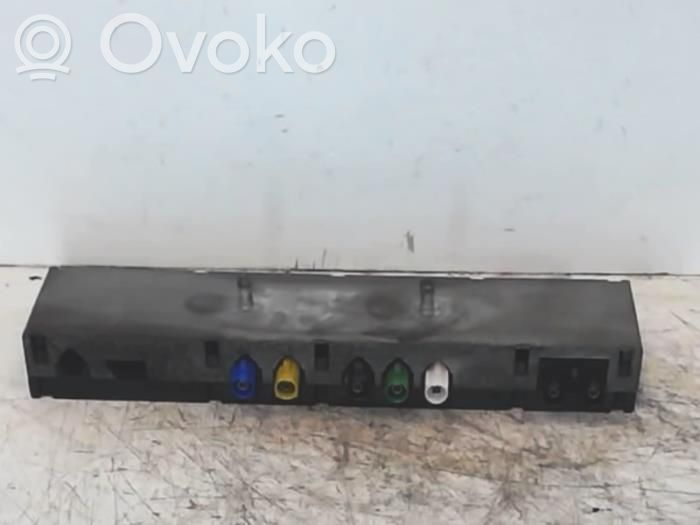 BMW 3 E46 Antenos stiprintuvas 