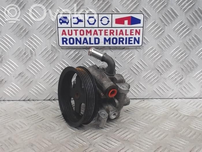 Ohjaustehostimen pumppu   2T143A696AJ