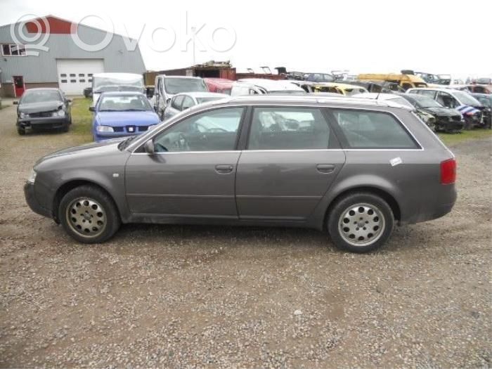 Audi A6 S6 C5 4B Takavetoakseli 