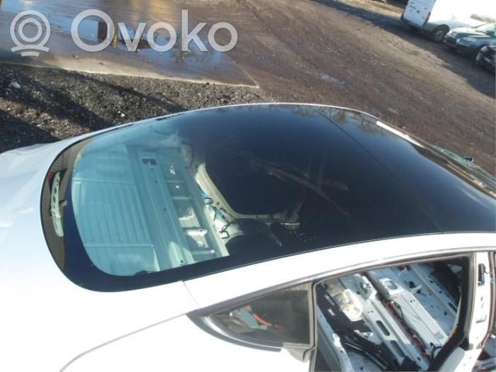 Rear windscreen/windshield window   147292597C,147292597C