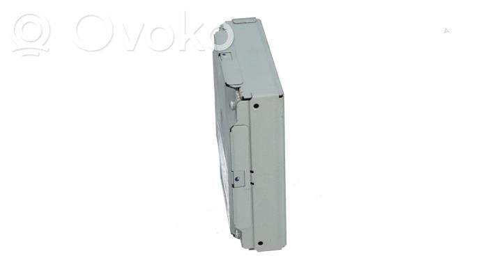 Renault Megane III Antenna control unit 