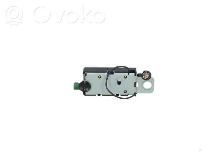 Opel Astra K Amplificateur d'antenne 