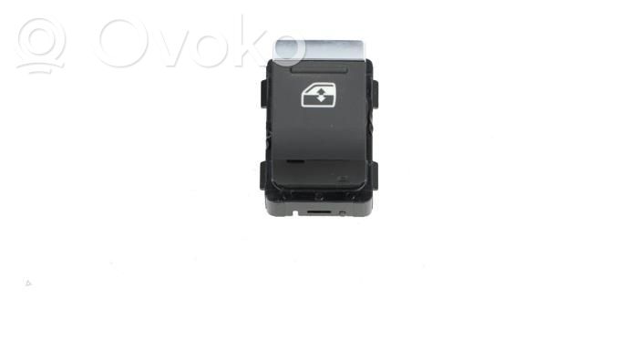 Audi e-tron Tailgate/trunk/boot open switch 