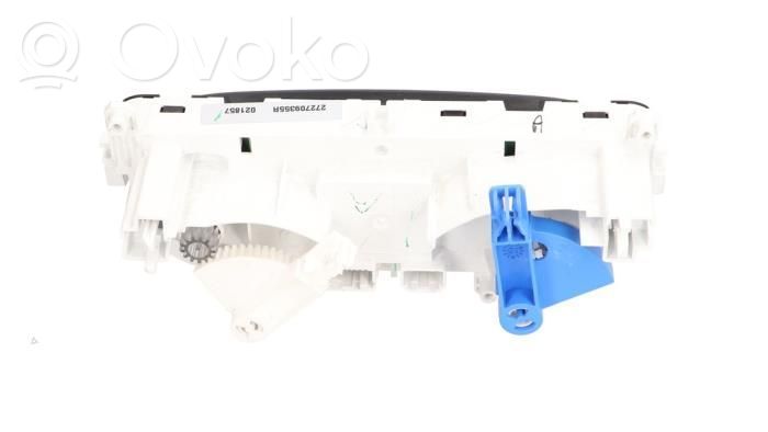 Renault Clio IV Climate control unit 