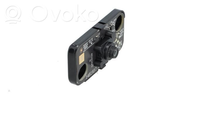 Tesla Model 3 Windshield/windscreen camera 