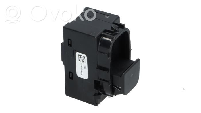 Tesla Model 3 Comfort/convenience module 
