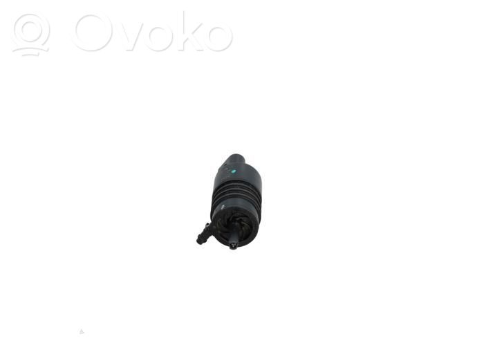 Tesla Model 3 Windscreen/windshield washer pump 