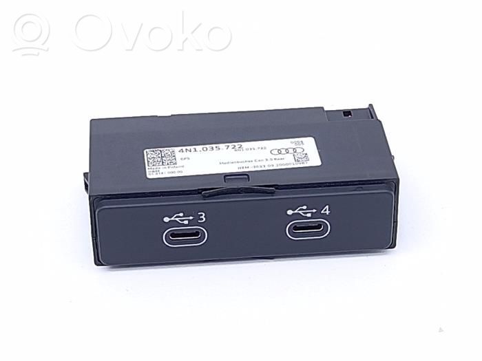 Audi RS6 C8 USB socket connector 
