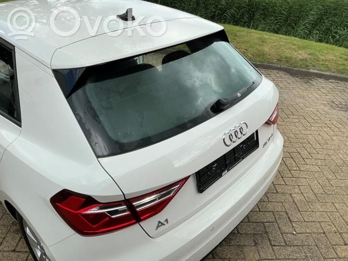 Audi A1 Puerta del maletero/compartimento de carga 