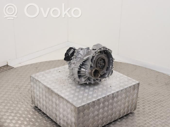 Volkswagen Golf VIII Manual 5 speed gearbox 