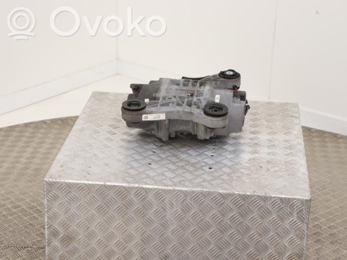 Audi RS3 8Y Takatasauspyörästö 