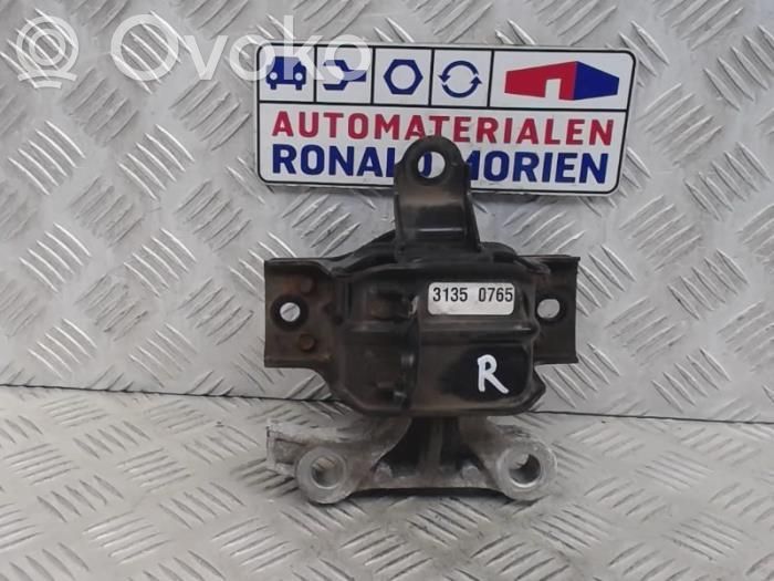Engine mount bracket   42441511